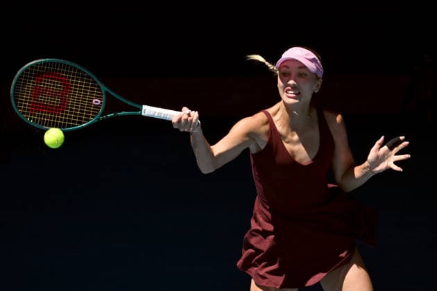 TENNIS AUSTRALIAN OPEN, Anastasia Potapova of Austria in action during the Womens 3rd round match against Aryna Sabalenka of Russia on day 6 of the 2026 Australian Open tennis tournament at Melbourne Park in Melbourne, Friday, January 23, 2026. ( NO ARCHIVING MELBOURNE VICTORIA AUSTRALIA  Copyright: xLUKASxCOCHx 20260123134689487594