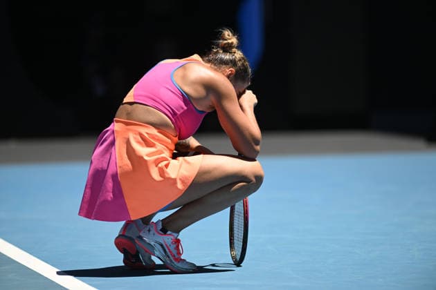TENNIS AUSTRALIAN OPEN, A relieved Aryna Sabalenka of Russia following her win in the Womens 3rd round match against Anastasia Potapova of Austria on day 6 of the 2026 Australian Open tennis tournament at Melbourne Park in Melbourne, Friday, January 23, 2026. ( NO ARCHIVING MELBOURNE VICTORIA AUSTRALIA  Copyright: xLUKASxCOCHx 20260123141195588605