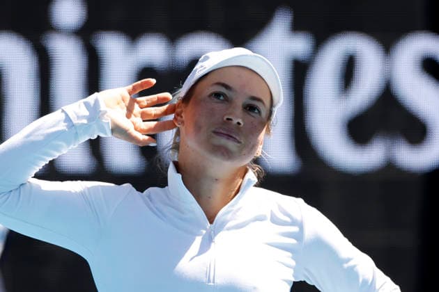 TENNIS AUSTRALIAN OPEN, Yulia Putintseva of Kazakhstan celebrates match point during the Women™s 3rd round match against Zeynep Sonmez of Turkiye on day 6 of the 2026 Australian Open tennis tournament at Melbourne Park in Melbourne, Friday, January 23, 2026. ( NO ARCHIVING MELBOURNE VICTORIA AUSTRALIA  Copyright: xROBxPREZIOSOx 20260123160961407363