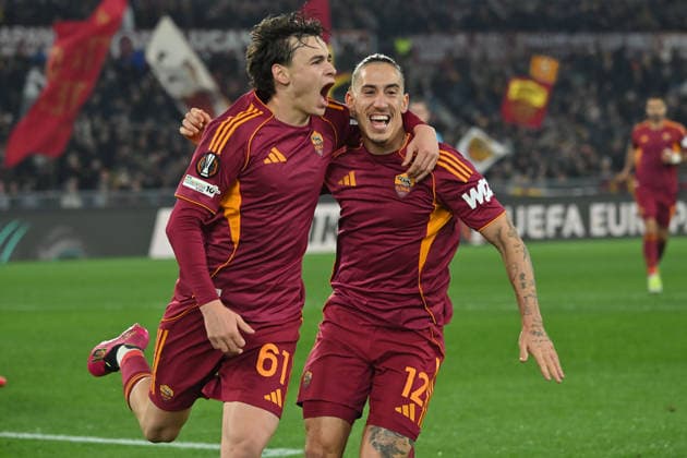 Niccolo Pisilli of AS Roma celebrates scoring his first goal during the Europa League match between AS Roma v VfB Stuttgart at Olimpico stadium in Rome, Italy, Jan 22nd, 2026 Mattia Vian  Copyright: xMattiaxVian IPAxSportx xipa-agency.netx xx IPA_70443356 IPA_Agency_IPA70443356
