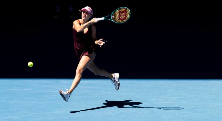 (260123) -- MELBOURNE, Jan. 23, 2026 -- Anastasia Potapova of Austria hits a return during the women s singles 3rd round match against Aryna Sabalenka of Belarus at the Australian Open tennis tournament in Melbourne, Australia, Jan. 23, 2026. (Photo by Xinhua) (SP)AUSTRALIA-MELBOURNE-TENNIS-AUSTRALIAN OPEN-WOMEN S SINGLES HuxJingchen 