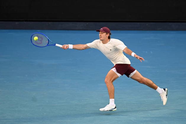 TENNIS AUSTRALIAN OPEN, Alex de Minaur of Australia in action during the Men™s 3rd round match against Frances Tiafoe of the USA on day 6 of the 2026 Australian Open tennis tournament at Melbourne Park in Melbourne, Friday, January 23, 2026. ( NO ARCHIVING MELBOURNE VICTORIA AUSTRALIA  Copyright: xLUKASxCOCHx 20260123194886574902