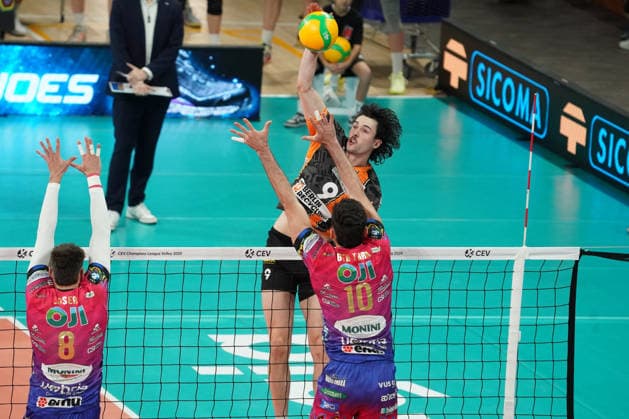 Sir Sicoma Monini Perugia v Berlin Recycling Volleys - CEV Champions League 2025 2026 Flexen Nolan of Berlin Recycling Volleys is in action during the match between Sir Sicoma Monini Perugia and Berlin Recycling Volleys in the CEV Champions League 2025 2026 at Palabarton in Perugia, Italy, on January 22, 2026 Perugia Italy  Copyright: xLorisxCerquiglinix originalFilename:cerquiglini-notitle260121_npuZx.jpg