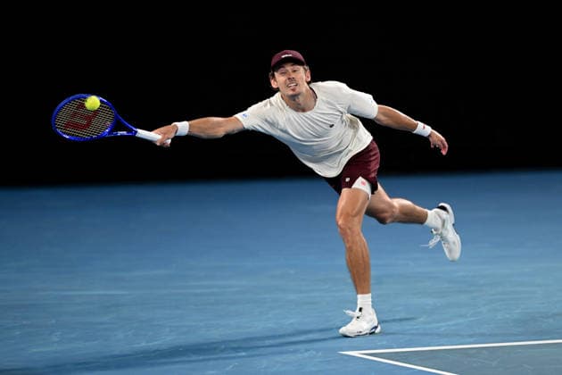 TENNIS AUSTRALIAN OPEN, Alex de Minaur of Australia in action during the Men™s 3rd round match against Frances Tiafoe of the USA on day 6 of the 2026 Australian Open tennis tournament at Melbourne Park in Melbourne, Friday, January 23, 2026. ( NO ARCHIVING MELBOURNE VICTORIA AUSTRALIA  Copyright: xLUKASxCOCHx 20260123111978854200