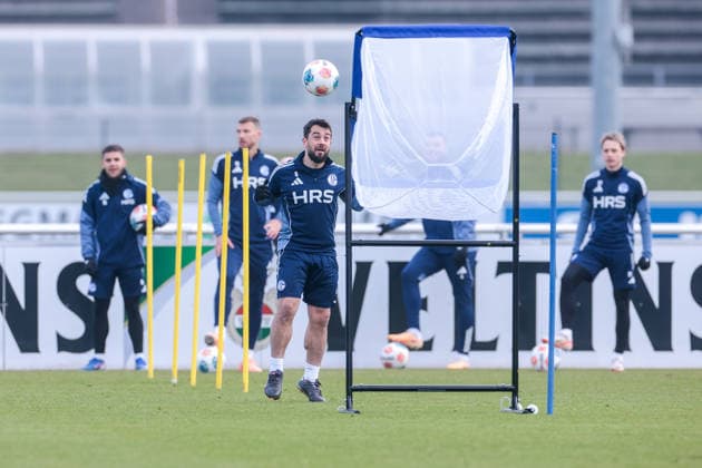 23 01 2026, Football, Season 2025 2026, Training FC Schalke 04, Amin Younes FC Schalke 04 , Gelsenkirchen Training ground of S04 Hamburg Germany xRHR PHOTO DEx Copyright: DennisxEwert RHR-FOTOx RHR-FOTO DE