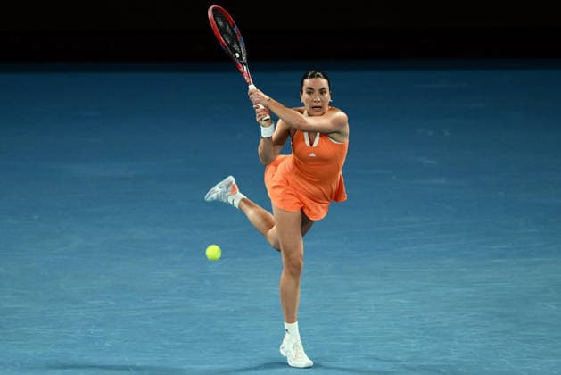 TENNIS AUSTRALIAN OPEN, Elena-Gabriela Ruse of Romania in action during the Women™s 3rd round match against Mirra Andreeva of Russia on day 6 of the 2026 Australian Open tennis tournament at Melbourne Park in Melbourne, Wednesday, January 22, 2026. ( NO ARCHIVING MELBOURNE VICTORIA AUSTRALIA  Copyright: xJOELxCARRETTx 20260123141485321253