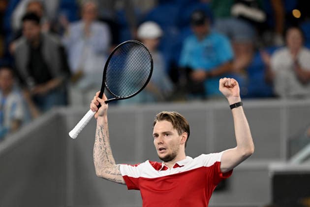 TENNIS AUSTRALIAN OPEN, Alexander Bublik of Kazakhstan celebrates match point during the Men™s 3rd round match against Tomas Etcheverry of Argentina on day 6 of the 2026 Australian Open tennis tournament at Melbourne Park in Melbourne, Friday, January 23, 2026. ( NO ARCHIVING MELBOURNE VICTORIA AUSTRALIA  Copyright: xLUKASxCOCHx 20260124116017214367