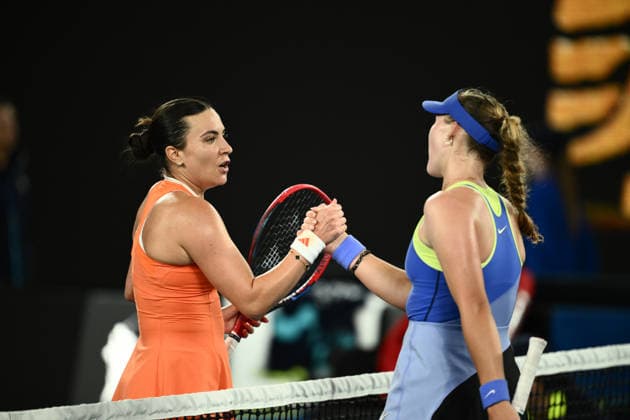 TENNIS AUSTRALIAN OPEN, Elena-Gabriela Ruse of Romania congratulates Mirra Andreeva of Russia on her win in the Women™s 3rd round match on day 6 of the 2026 Australian Open tennis tournament at Melbourne Park in Melbourne, Wednesday, January 22, 2026. ( NO ARCHIVING MELBOURNE VICTORIA AUSTRALIA  Copyright: xJOELxCARRETTx 20260124175375565608