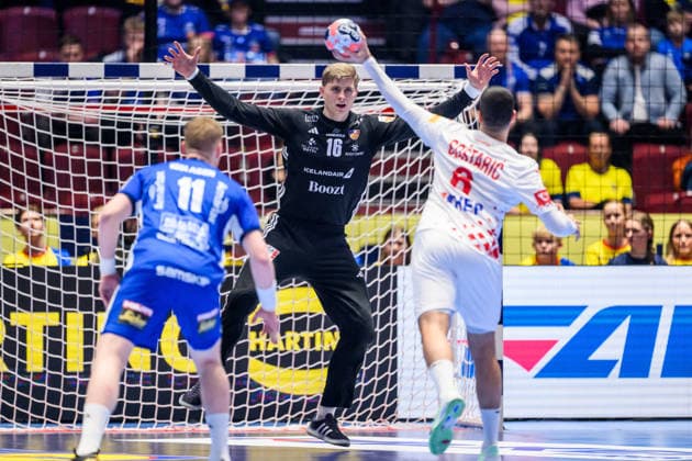 260123 Goalkeeper Viktor Hallgrimsson of Iceland during the EHF European Handball Championship main round match between Iceland and Croatia on January 23, 2026 in Malmö Photo Petter Arvidson BILDBYRAN kod PA PA1134 handball handball handball handballs em 2026 croatia croatia island iceland ehf european handball championship bbeng grappa33  Copyright: PETTERxARVIDSON BB260123PA004
