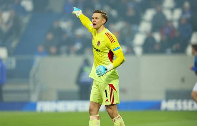 23 01 2026, Soccer 2 Bundesliga, SV Darmstadt 98 1 FC Nürnberg, emonline, emspor, despor, v l , Goalkeeper Jan Reichert 1 FC Nürnberg gives instructions, gesticulates, gesticulate with arms, gives instructions, gesticulate DFL DFB REGULATIONS PROHIBIT ANY USE OF PHOTOGRAPHS AS IMAGE SEQUENCES AND OR QUASI VIDEO xdcx Copyright: HMBxMedia Claus