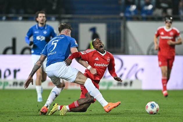 Matej Maglica SV Darmstadt 1898, 05 in duel with Mohamed Ali Zoma 1 FC Nürnberg, 23 , GER, SV Darmstadt 98 vs 1 FC Nürnberg, Soccer, 2 Bundesliga, Matchday 19, Season 2025 2026, 23 01 2026 DFL REGULATIONS PROHIBIT ANY USE OF PHOTOGRAPHS AS IMAGE SEQUENCES AND OR QUASI VIDEO GER, SV Darmstadt 98 vs 1 FC Nürnberg, Soccer, 2 Bundesliga, Matchday 19, Season 2025 2026, 23 01 2026 Darmstadt Copyright: xEibner-Pressefoto FlorianxWiegandx EP_FWD