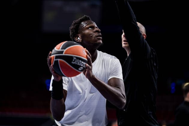 MUNICH, GERMANY - JANUARY 23: Isaac Bonga (Partizan Mozzart Bet Belgrade, 17) during warm up before the Turkish Airlines EuroLeague match between Partizan Mozzart Bet Belgrade vs. Hapoel IBI Tel Avivt at BMW Park on round 24 of Turkish Airlines EuroLeague on January 23, 2026 in Munich, Germany. Bavaria Germany Copyright: xSteffiexWunderlx