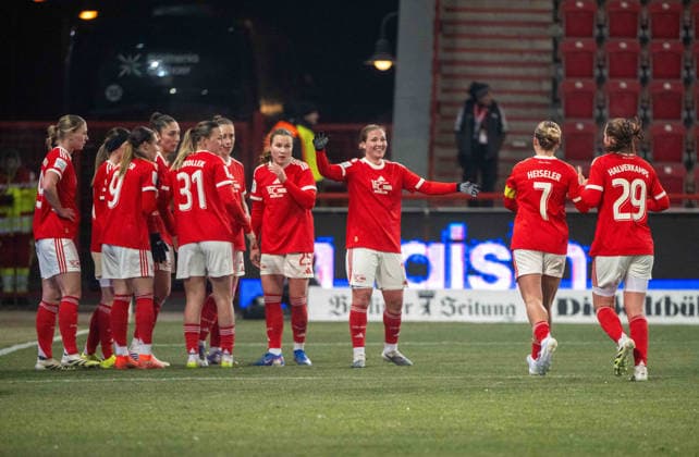 Soccer, Women, Season 2025 2026, Google Pixel Women Bundesliga 15 Matchday , 1 FC Union Berlin Bayer 04 Leverkusen, f l Samantha Steuerwald 1 FC Union , Eileen Campbell 1 FC Union , Sophie Weidauer 1 FC Union , Amber Tysiak 1 FC Union , Tanja Pawollek 1 FC Union , Anna Weiß 1 FC Union , Ida Heikkinen 1 FC Union , Dina Orschmann 1 FC Union , Lisa Heiseler 1 FC Union , Antonia Halverkamps 1 FC Union , Celebration after goal to 1 0, 23 01 2026, Copyright: xMatthiasxKochx