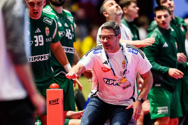 260123 Head coach Jose Maria Rodriguez Vaquero of Hungary during the EHF European Handball Championship main round match between Switzerland and Hungary on January 23, 2026 in Malmö Photo Petter Arvidson BILDBYRAN kod PA PA1135 handball handball handball handballs em 2026 croatia croatia island iceland ehf european handball championship bbeng switzerland schweiz ungern hungary  Copyright: PETTERxARVIDSON BB260123PA125