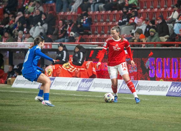 Soccer, Women, Season 2025 2026, Google Pixel Women Bundesliga 15 Matchday , 1 FC Union Berlin Bayer 04 Leverkusen, v l Estrella Merino Gonzalez Leverkusen , Hannah Eurlings 1 FC Union , 23 01 2026, Copyright: xMatthiasxKochx
