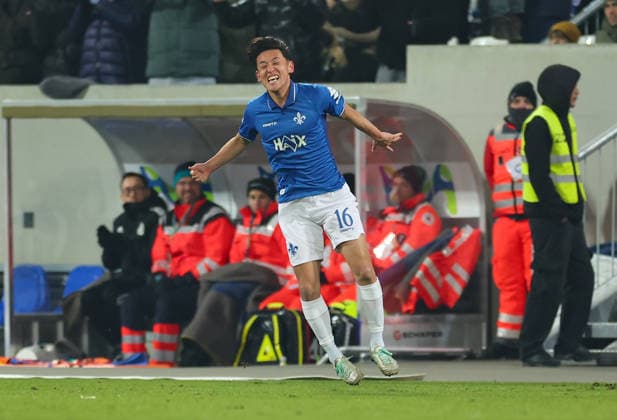 23 01 2026, Soccer 2 Bundesliga, SV Darmstadt 98 1 FC Nürnberg, emonline, emspor, despor, v l , Goal celebration, celebrate the goal by Hiroki Akiyama SV Darmstadt 98 , Goal celebration, celebrate the goal DFL DFB REGULATIONS PROHIBIT ANY USE OF PHOTOGRAPHS AS IMAGE SEQUENCES AND OR QUASI VIDEO xdcx Copyright: HMBxMedia Claus