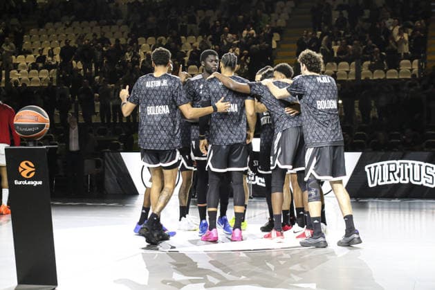 Basketball, EuroLeague, Virtus Bologna - Roter Stern Belgrad Virtus Bologna during Virtus Bologna vs Crvena Zvezda Meridianbet Belgrade, Basketball Euroleague match in Bologna, Italy, January 23 2026  Copyright: xNorbertoxMaccagno IPAxSportx xipa-agency.netx xx IPA_70467778 IPA_Agency_IPA70467778