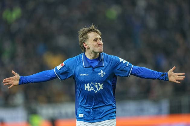 GER, Darmstadt, SV Darmstadt 98 vs 1 FC Nürnberg, 2 Bundesliga, Football, DFB, Season 2025 2026, Merck Stadion am Böllenfalltor, 19 Matchday in picture Luca Marseiler SV Darmstadt 98 8 , scores the 2 0, goal and cheers, joy, emotions DFB DFL REGULATIONS PROHIBIT ANY USE OF PHOTOGRAPHS AS IMAGE SEQUENCES AND OR QUASI VIDEO, 23 01 2026 Copyright: HMBxMedia HendrikxHamelau
