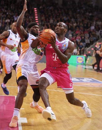 Tylan Birts Telekom Baskets Bonn vs Rostock Seawolves 17 Speiltag Saison 2025 26