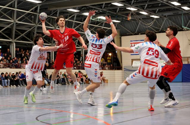 23 01 2026, Germany, Korntal Münchingen, Handball charity match, SG BBM Bietigheim vs Fivers WAT Margareten, f l Samuel Weiser WAT , Finn Luca Nicolaus Bietigheim