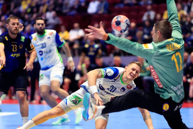 MALMÖ, SWEDEN 20260123 Slovenias Tilen Kodrin during the European Handball Championship middle round match between Slovenia and Sweden in Malmö Arena, Malmö, Sweden, January 26, 2026 MALMÖ SWEDEN x10600x  Copyright: xAndreasxHillergren TTx HANDBOLLS-EM 2026 SLOVENIEN-SVERIGE