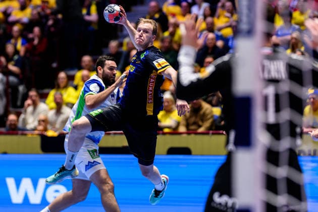260123 Eric Johansson of Sweden during the EHF European Handball Championship main round match between Slovenia and Sweden on January 23, 2026 in Malmö Photo Petter Arvidson BILDBYRAN kod PA PA1136 handball handboll handball handbolls em 2026 sverige sweden slovenia slovenien ehf european handball championship bbeng  Copyright: PETTERxARVIDSON BB260123PA162