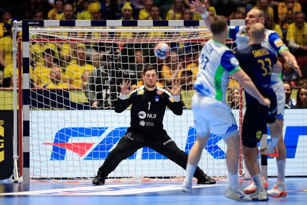 MALMÖ, SWEDEN 20260123 Slovenias goalkeeper Joze Baznik during the European Handball Championship middle round match between Slovenia and Sweden in Malmö Arena, Malmö, Sweden, January 26, 2026 MALMÖ SWEDEN x10600x  Copyright: xAndreasxHillergren TTx HANDBOLLS-EM 2026 SLOVENIEN-SVERIGE
