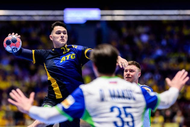 260123 Nikola Roganovic of Sweden during the EHF European Handball Championship main round match between Slovenia and Sweden on January 23, 2026 in Malmö Photo Petter Arvidson BILDBYRAN kod PA PA1136 handball handball handballs em 2026 sverige sweden slovenia slovenien ehf european handball championship bbeng  Copyright: PETTERxARVIDSON BB260123PA187