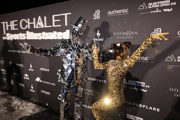 ALPINE SKIING - FIS WC Kitzbuehel KITZBUEHEL,AUSTRIA,23.JAN.26 - ALPINE SKIING - FIS World Cup, Hahnenkamm-race, side event, The Chalet by Sports Illustrated. Image shows guests.  GEPAxpictures xMathiasxMandl