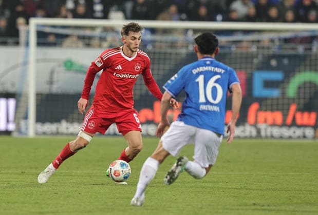 23 01 2026 Soccer Season 2025 2026 2 Soccer Bundesliga 19 Matchday SV Darmstadt 98 SVD D98 Lilien 1 FC Nürnberg FCN Club Sportfoto Zink DaMa xdaxmax DFL regulations prohibit any use of photographs as image sequences and or quasi video only for editorial use Adam Markhiev 6, 1 FC Nürnberg FCN Hiroki Akiyama 16, SV Darmstadt 98 D98 SV98