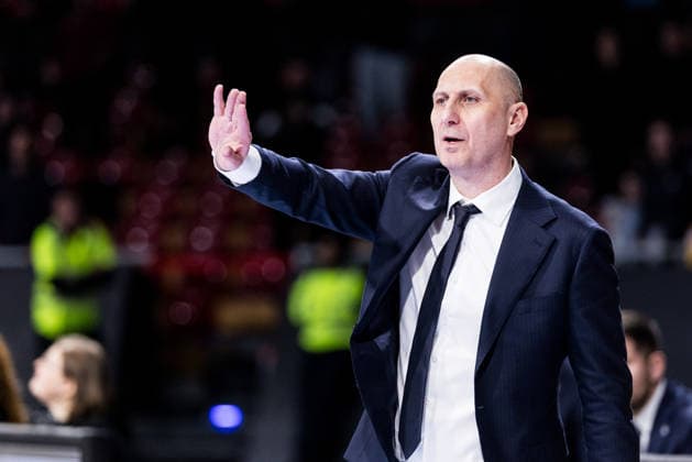 MUNICH, GERMANY - JANUARY 23: Joan Penarroya (Head Coach Partizan Mozzart Bet Belgrade) gestures during the Turkish Airlines EuroLeague match between Partizan Mozzart Bet Belgrade vs. Hapoel IBI Tel Aviv at BMW Park on round 24 of Turkish Airlines EuroLeague on January 23, 2026 in Munich, Germany. Bavaria Germany Copyright: xSteffiexWunderlx