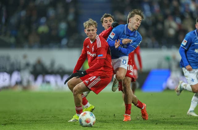 GER, Darmstadt, SV Darmstadt 98 vs 1 FC Nürnberg, 2 Bundesliga, Football, DFB, Season 2025 2026, Merck Stadion am Böllenfalltor, 19 Matchday in the picture from l Eric Porstner 1 FC Nürnberg 41 , Luca Marseiler SV Darmstadt 98 8 , Duel DFB DFL REGULATIONS PROHIBIT ANY USE OF PHOTOGRAPHS AS IMAGE SEQUENCES AND OR QUASI VIDEO, 23 01 2026 Copyright: HMBxMedia HendrikxHamelau