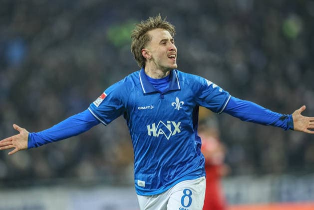 GER, Darmstadt, SV Darmstadt 98 vs 1 FC Nürnberg, 2 Bundesliga, Football, DFB, Season 2025 2026, Merck Stadion am Böllenfalltor, 19 Matchday in picture Luca Marseiler SV Darmstadt 98 8 , Goal and jubilation, joy, emotions, 2 0 DFB DFL REGULATIONS PROHIBIT ANY USE OF PHOTOGRAPHS AS IMAGE SEQUENCES AND OR QUASI VIDEO, 23 01 2026 Copyright: HMBxMedia HendrikxHamelau