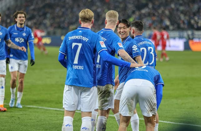 GER, Darmstadt, SV Darmstadt 98 vs 1 FC Nürnberg, 2 Bundesliga, Football, DFB, Season 2025 2026, Merck Stadion am Böllenfalltor, 19 Matchday in picture Luca Marseiler SV Darmstadt 98 8 , Goal and jubilation, Joy, Emotions, 2 0, Hiroki Akiyama SV Darmstadt 98 DFB DFL REGULATIONS PROHIBIT ANY USE OF PHOTOGRAPHS AS IMAGE SEQUENCES AND OR QUASI VIDEO, 23 01 2026 Copyright: HMBxMedia HendrikxHamelau