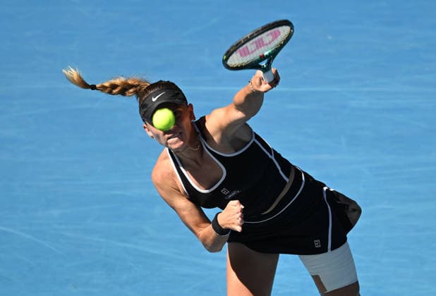 TENNIS AUSTRALIAN OPEN, Oksana Selekhmeteva of Russia in action during the Women™s 3rd round match against Jessica Pegula of USA on day 7 of the 2026 Australian Open tennis tournament at Melbourne Park in Melbourne, Saturday, January 24, 2026. ( NO ARCHIVING MELBOURNE VICTORIA AUSTRALIA  Copyright: xLUKASxCOCHx 20260124197120785462