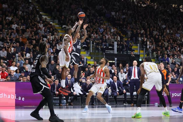 BASKET - Euroleague - Virtus Bologna vs Crvena Zvezda Meridianbet Belgrade 30 Matthew MORGAN Virtus Bologna BASKETBALL - ITALIAN SERIE A Virtus Bologna vs Crvena Zvezda Stella Rossa Belgrade 23-01-2026 00 Codi Miller-McIntyre Crvena Zvezda Stella Rossa Belgrade BASKETBALL - ITALIAN SERIE A Virtus Bologna vs Crvena Zvezda Stella Rossa Belgrade 23-01-2026 during Virtus Bologna vs Crvena Zvezda Meridianbet Belgrade, Basketball Euroleague match in Bologna, Italy, January 23 2026 Bologna Italy  Copyright: xIPAxSport ABACAx