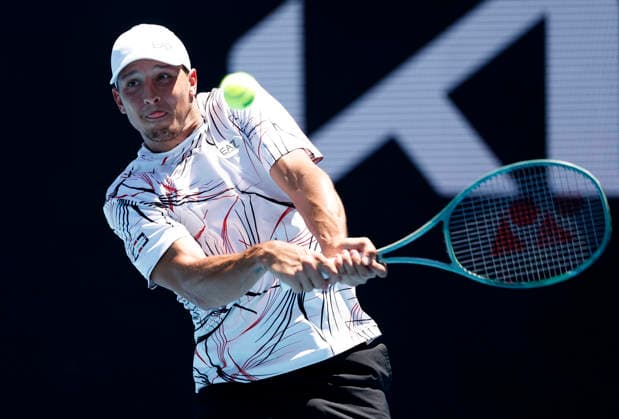 TENNIS AUSTRALIAN OPEN, Luciano Darderi of Italy in action during the Men™s 3rd round match against Karen Khachanov of Russia on day 7 of the 2026 Australian Open tennis tournament at Melbourne Park in Melbourne, Saturday, January 24, 2026. ( NO ARCHIVING MELBOURNE VICTORIA AUSTRALIA  Copyright: xROBxPREZIOSOx 20260124112008631071