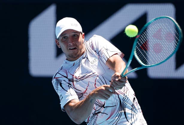 TENNIS AUSTRALIAN OPEN, Luciano Darderi of Italy in action during the Men™s 3rd round match against Karen Khachanov of Russia on day 7 of the 2026 Australian Open tennis tournament at Melbourne Park in Melbourne, Saturday, January 24, 2026. ( NO ARCHIVING MELBOURNE VICTORIA AUSTRALIA  Copyright: xROBxPREZIOSOx 20260124154222563385