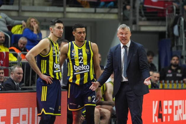 Fenerbahce Beko v Kosner Baskonia - EuroLeague ISTANBUL, TURKIYE - JANUARY 23: Fenerbahce Beko head coach Saras Jasikevicius during the EuroLeague week 24 basketball match between Fenerbahce Beko and Kosner Baskonia at Ulker Sports and Event Hall in Istanbul, Turkiye on January 23, 2026. Beyza Comert Anadolu Istanbul Turkey. Editorial use only. Please get in touch for any other usage.  Copyright: x2026xAnadoluxBeyzaxComertx