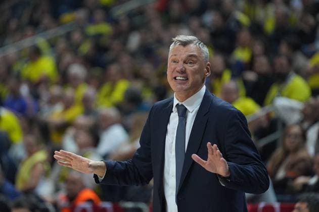 Fenerbahce Beko v Kosner Baskonia - EuroLeague ISTANBUL, TURKIYE - JANUARY 23: Fenerbahce Beko head coach Saras Jasikevicius during the EuroLeague week 24 basketball match between Fenerbahce Beko and Kosner Baskonia at Ulker Sports and Event Hall in Istanbul, Turkiye on January 23, 2026. Beyza Comert Anadolu Istanbul Turkey. Editorial use only. Please get in touch for any other usage.  Copyright: x2026xAnadoluxBeyzaxComertx