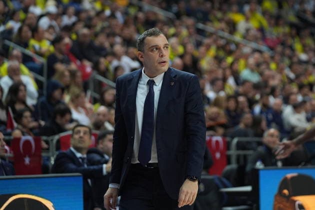 Fenerbahce Beko v Kosner Baskonia - EuroLeague ISTANBUL, TURKIYE - JANUARY 23: Kosner Baskonia head coach Paolo Galbiati during the EuroLeague week 24 basketball match between Fenerbahce Beko and Kosner Baskonia at Ulker Sports and Event Hall in Istanbul, Turkiye on January 23, 2026. Beyza Comert Anadolu Istanbul Turkey. Editorial use only. Please get in touch for any other usage.  Copyright: x2026xAnadoluxBeyzaxComertx