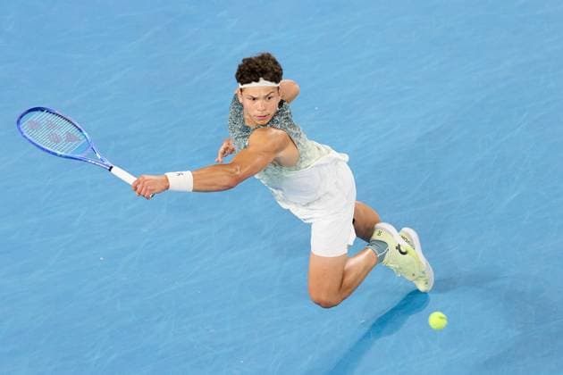 Ben Shelton of the United States of America Australian Open tennis tournament, Day Seven, Melbourne Park, Australia - 24 Jan 2026Melbourne Melbourne Park Victoria (VIC) Australia  Copyright: xRachelxBach Shutterstockx 16380458az