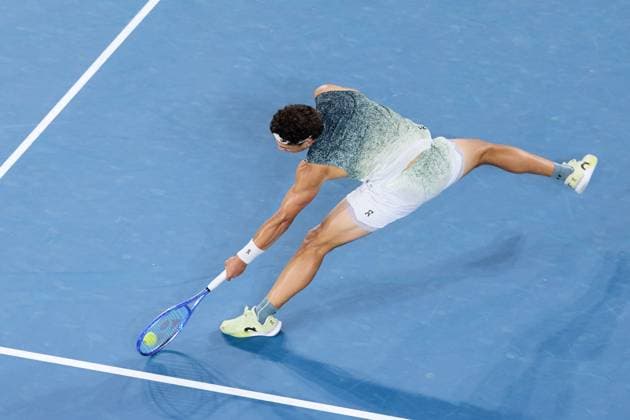 Ben Shelton of the United States of America Australian Open tennis tournament, Day Seven, Melbourne Park, Australia - 24 Jan 2026Melbourne Melbourne Park Victoria (VIC) Australia  Copyright: xRachelxBach Shutterstockx 16380458bk