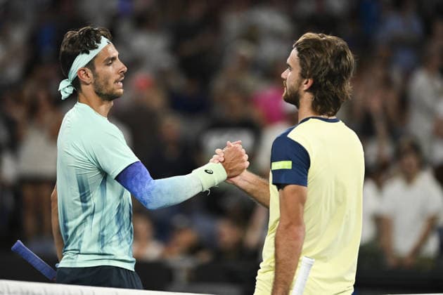 AUSTRALIAN OPEN 2026 MELBOURNE, AUSTRALIA - JANUARY 24: Lorenzo Musetti (ITA) shakes hands with Tomas Machac (CZE) after winning his round 3 at the Australian Open grand slam tennis tournament at Melbourne Park in Melbourne, Australia on January 24, 2026 Mark Avellino Anadolu Melbourne Australia. Editorial use only. Please get in touch for any other usage.  Copyright: x2026xAnadoluxMarkxAvellinox