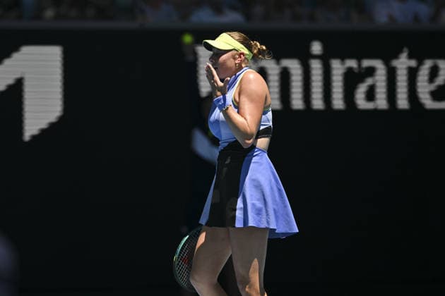 AUSTRALIAN OPEN 2026 MELBOURNE, AUSTRALIA - JANUARY 24: Amanda Anisimova (USA) celebrates after winning her match against Peyton Stearns (USA) (not seen) during round 3 at the Australian Open grand slam tennis tournament at Melbourne Park in Melbourne, Australia on January 24, 2026 Mark Avellino Anadolu Melbourne Australia. Editorial use only. Please get in touch for any other usage.  Copyright: x2026xAnadoluxMarkxAvellinox