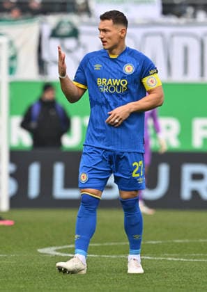24 01 2026 Soccer Season 2025 2026 2 Soccer Bundesliga 19 Matchday SpVgg Greuther Fürth SGF Kleeblatt Eintracht Braunschweig BTSV EBS Sportfoto Zink xwoxzix DFL regulations prohibit any use of photographs as image sequences and or quasi video only for editorial use Sven Köhler Köhler 27, Eintracht Braunschweig BTSV EBS