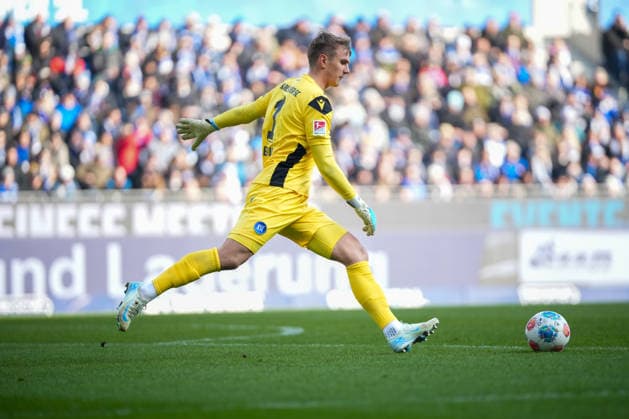 Soccer 2 Bundesliga, Matchday 19, Karlsruher SC Hertha BSC on 24 01 2026 in Karlsruhe BBBank Wildpark , Germany, Season 2025 2026 DFB DFL REGULATIONS PROHIBIT ANY USE OF PHOTOGRAPHS as IMAGE SEQUENCES and or QUASI VIDEO In focus Hans Christian Bernat 1, KSC Karlsruhe BBBank Wildpark Germany Copyright: xChristophxKinzingerx