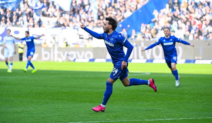Fabian Schleusener Karlsruher SC celebrates his goal during the 2 Bundesliga match between Karlsruher SC and Hertha BSC at BBBank Wildpark on January 24, 2026 in Karlsruhe, Germany Photo by Silas Schüller DeFodi Images Fabian Schleusener Karlsruher SC celebrates his goal during the 2 Bundesliga match between Karlsruher SC and Hertha BSC at BBBank Wildpark on January 24, 2026 in Karlsruhe, Germany Photo by Silas Schüller DeFodi Images DFB DFL REGULATIONS PROHIBIT ANY USE OF PHOTOGRAPHS AS IMAGE SEQUENCES AND OR QUASI VIDEO Photo by Silas Schueller DeFodi Images