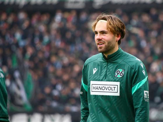 Germany Soccer 2 Bundesliga 2025 26, 19 Matchday Hannover 96 Fortuna Düsseldorf Heinz von Heiden Arena Stadion Hannover Kolja Oudenne Hannover 96, 29 Hannover Copyright: xAymanxAlahmedx