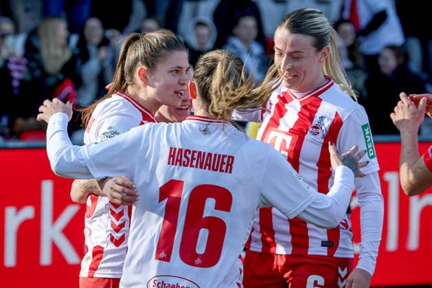 24 01 2026, xsscx, Frauen Fussball, 1 FC Koeln SC Freiburg, 1 Fussball Bundesliga, 15 Spieltag, Franz Kremer Stadion, Saison 2025 2026 Torjubel nach dem Tor zum 1 0 durch Torschützin Martyna Wiankowska 1 FC Koeln 26 nach einem Elfmeter DFB regulations prohibit any use of photographs as image sequences and or quasi video Photo xSandraxScherningxPressefotoKochx Nordrhein Westfalen Germany